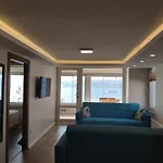 Modern Flats With Amazing Sea View * Isztambul