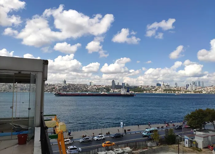 Modern Flats With Amazing Sea View Istanbul