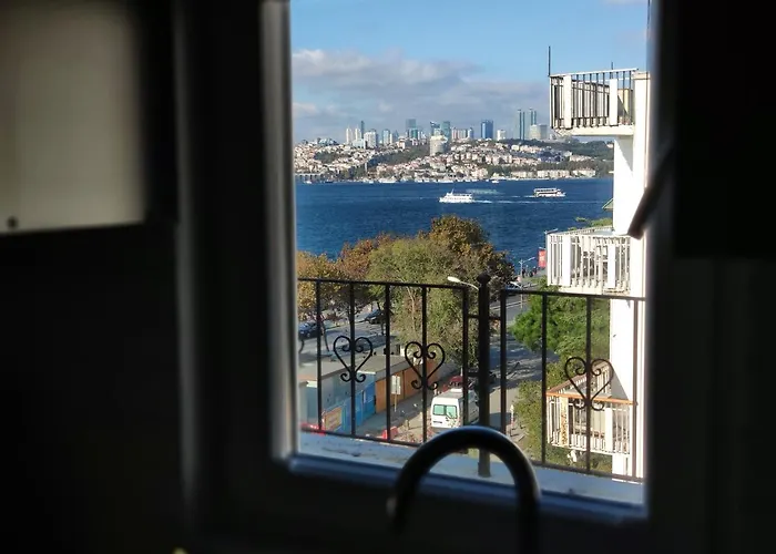 Modern Flats With Amazing Sea View Apartment Istanbul