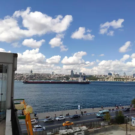 Modern Flats With Amazing Sea View Isztambul